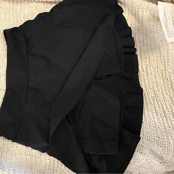 HALARA Pleated Black Skirt Perfect for tennis, golf and casual activities. - Picture 10 of 14